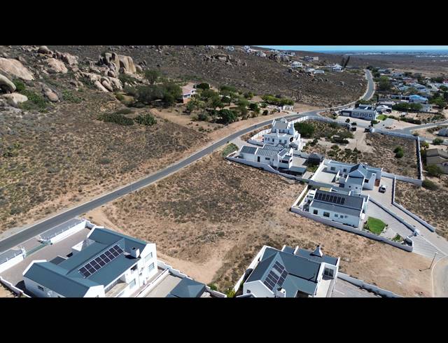812M² VACANT LAND FOR SALE IN DA GAMA BAY